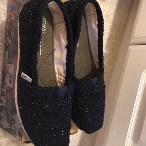 TOMS Navy Boucle Classics Shoes.